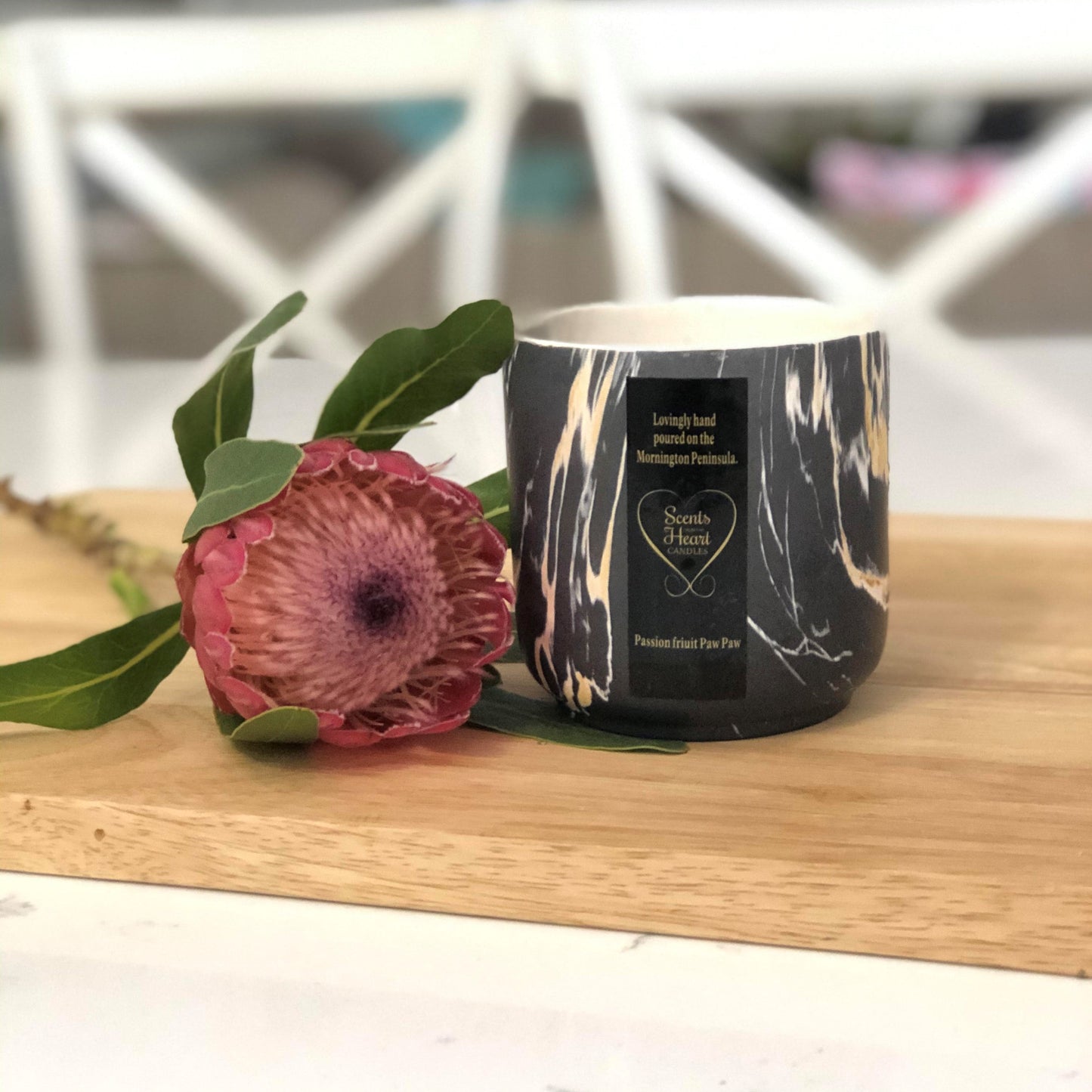 Japanese Honeysuckle Large Marble Candle 450g